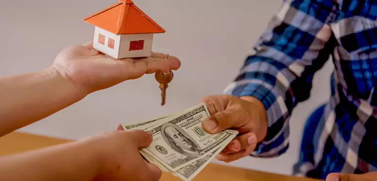 Why Cash Buyers Love Off Market Homes Too in Hueytown, AL?